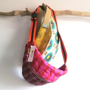 Riñonera girasoles azules